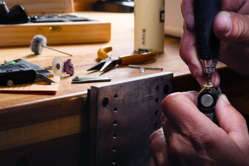 repair-services-2-2-1024x683